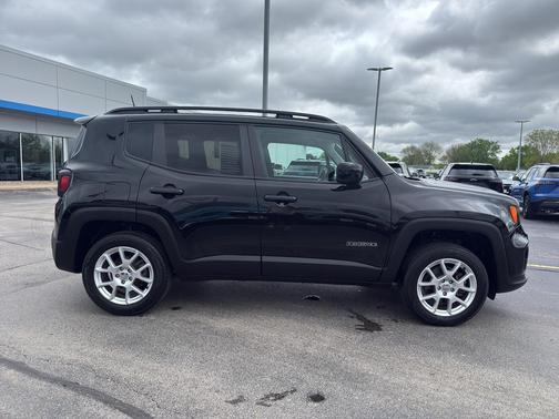Black Clearcoat 2020 Jeep Renegade Latitude