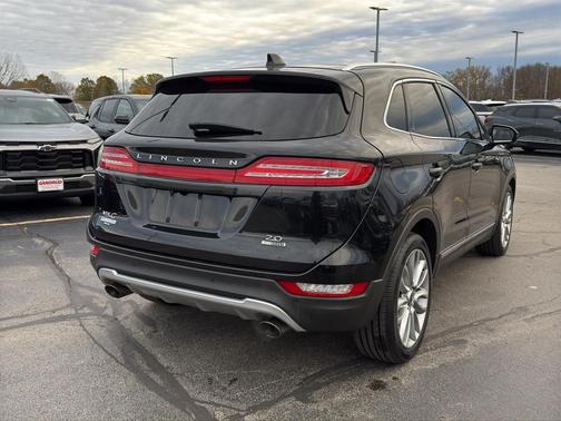 2015 Lincoln MKC Base
