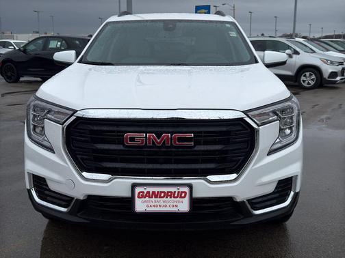 Summit White 2023 GMC Terrain SLE