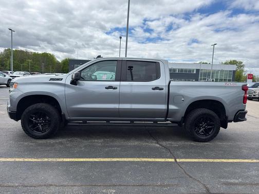 Sterling Gray Metallic 2024 Chevrolet Silverado 1500 LT Trail Boss
