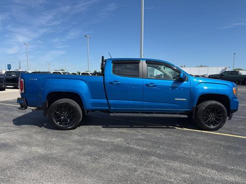 Dynamic Blue Metallic 2022 GMC Canyon Elevation
