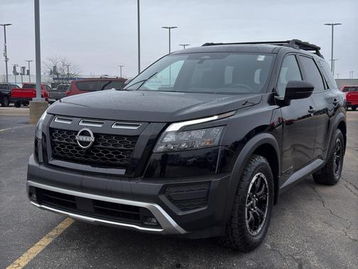 2025 Nissan Pathfinder Rock Creek