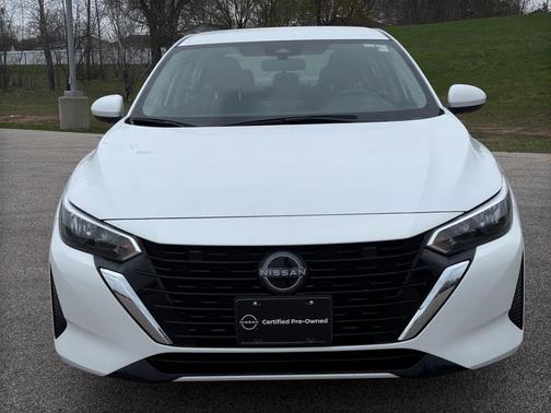 Cloud White 2024 Nissan Sentra SV