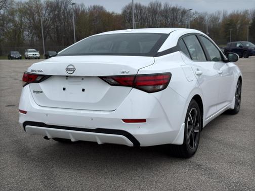 Cloud White 2024 Nissan Sentra SV