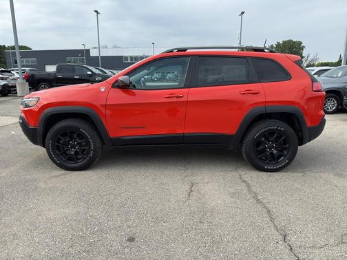 2021 Jeep Cherokee Trailhawk