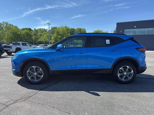 Rip Tide Blue 2024 Chevrolet Blazer LT