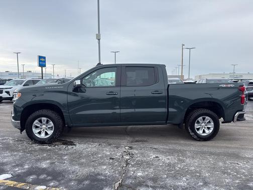 2025 Chevrolet Silverado 1500 LT