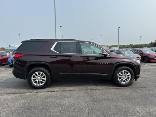 2021 Chevrolet Traverse LT Cloth