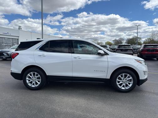 Iridescent Pearl Tricoat 2019 Chevrolet Equinox 1LT