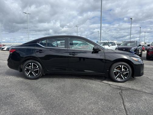 Black 2024 Nissan Sentra SV