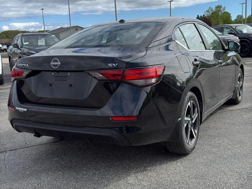 Black 2024 Nissan Sentra SV