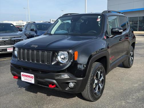 Black Clearcoat 2022 Jeep Renegade Trailhawk