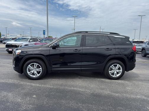 Ebony Twilight Metallic 2018 GMC Terrain SLE