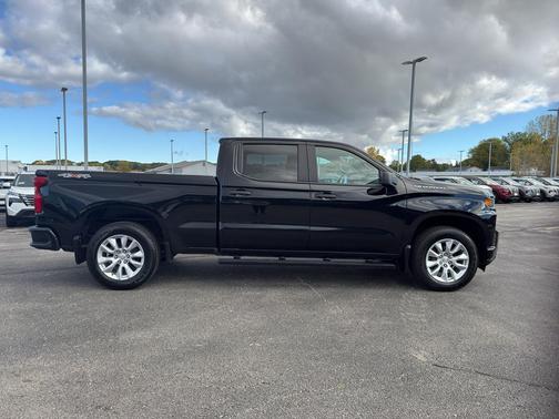 2020 Chevrolet Silverado 1500 Custom