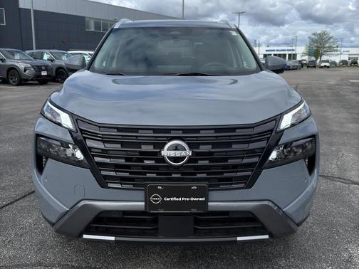 Boulder Gray Metallic 2024 Nissan Rogue SL