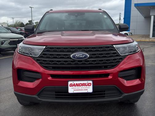 Red Metallic 2022 Ford Explorer XLT