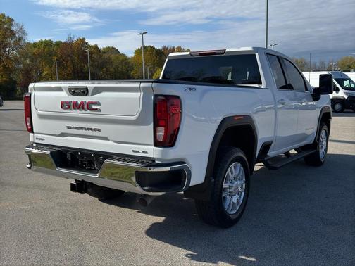 2022 GMC Sierra 2500 SLE