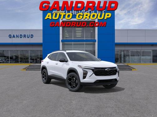 Summit White 2026 Chevrolet Trax LT