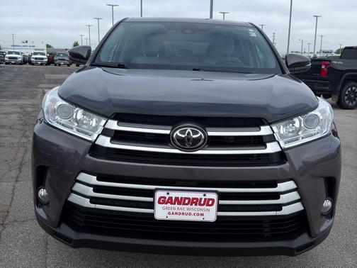 Predawn Gray Mica 2019 Toyota Highlander LE Plus