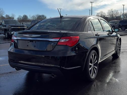 2013 Chrysler 200 Limited
