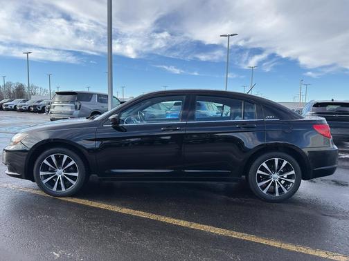 2013 Chrysler 200 Limited