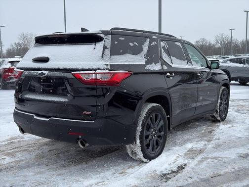 2021 Chevrolet Traverse RS