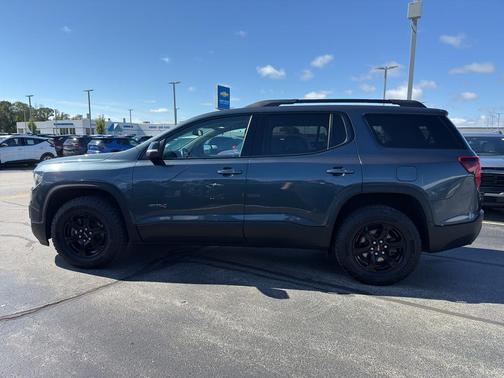 2020 GMC Acadia AT4