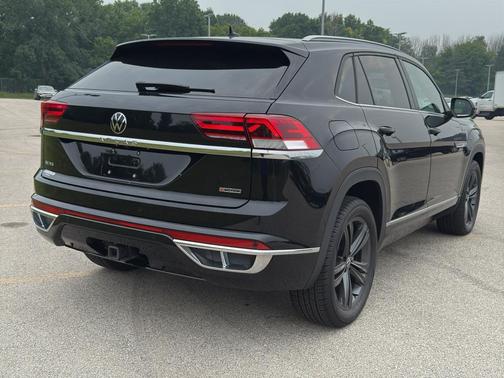2021 Volkswagen Atlas Cross Sport 3.6L V6 SE w/Technology R-Line