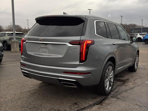 Silver Metallic 2024 Cadillac XT6 Premium Luxury AWD