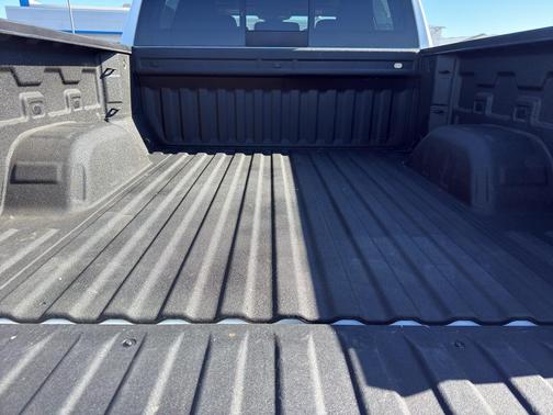 Summit White 2023 Chevrolet Silverado 1500 RST