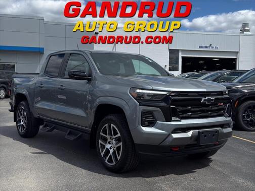 Sterling Gray Metallic 2024 Chevrolet Colorado Z71
