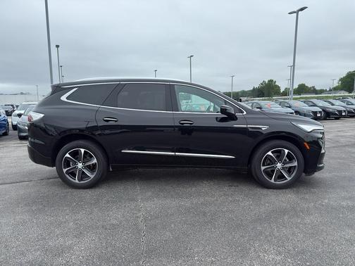 2022 Buick Enclave Essence