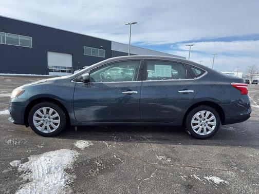 2017 Nissan Sentra SV