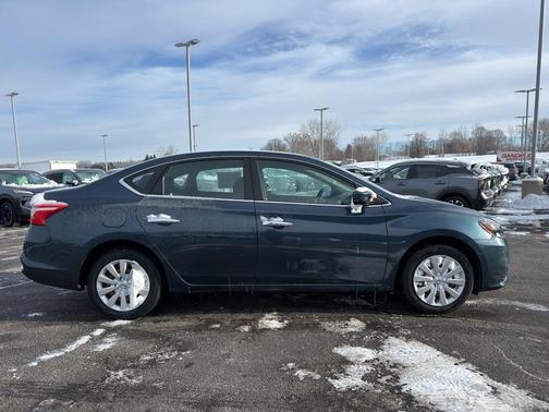 2017 Nissan Sentra SV