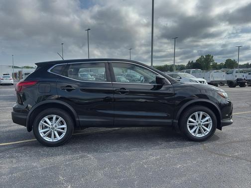 2019 Nissan Rogue Sport S