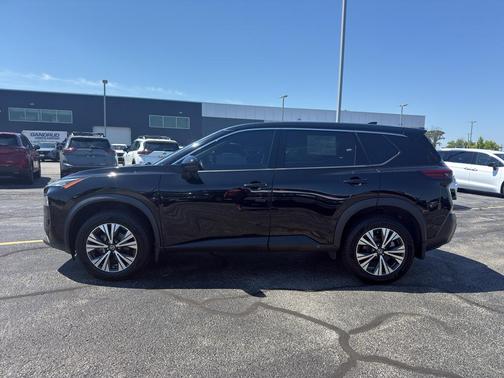 Black 2021 Nissan Rogue SV