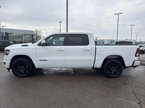 Bright White Clearcoat 2020 RAM 1500 Big Horn
