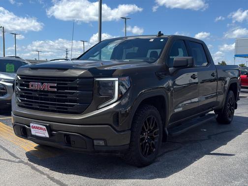 Deep Bronze Metallic 2023 GMC Sierra 1500 Elevation