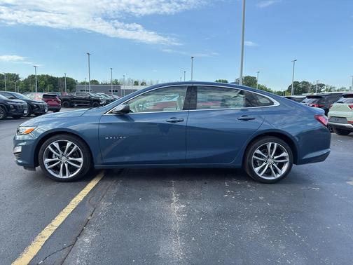 2024 Chevrolet Malibu 2LT
