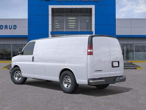 Summit White 2026 Chevrolet Express 3500 Work Van