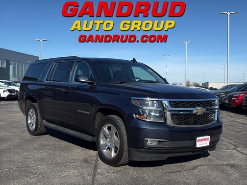 Blue Velvet Metallic 2017 Chevrolet Suburban LT