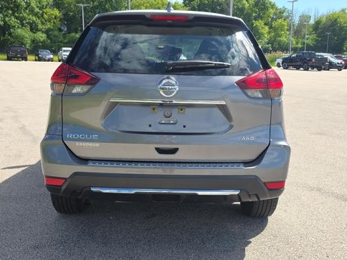 Gun Metallic 2018 Nissan Rogue S