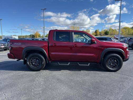 2024 Nissan Frontier PRO-4X