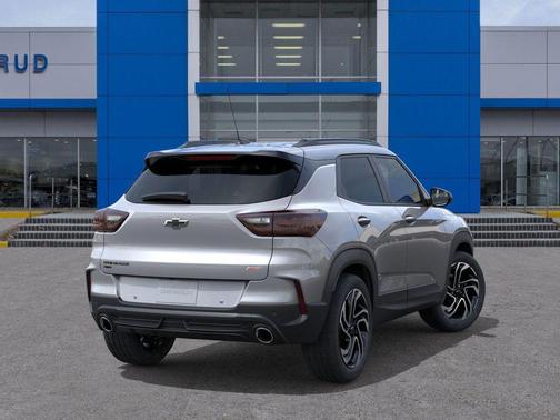 Sterling Gray Metallic 2026 Chevrolet Trailblazer RS