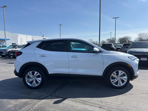 Summit White 2025 Buick Encore GX Preferred