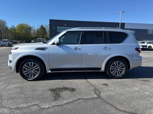 Brilliant Silver Metallic 2024 Nissan Armada SL
