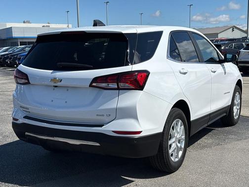Summit White 2024 Chevrolet Equinox LT