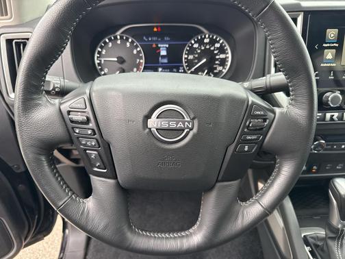 Black 2025 Nissan Frontier SV