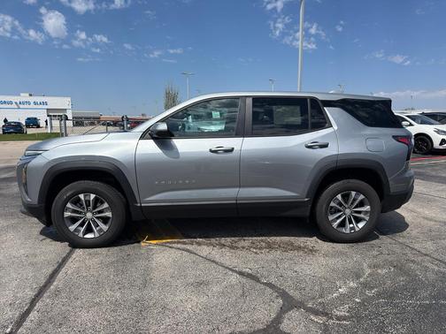 Sterling Gray Metallic 2025 Chevrolet Equinox LT