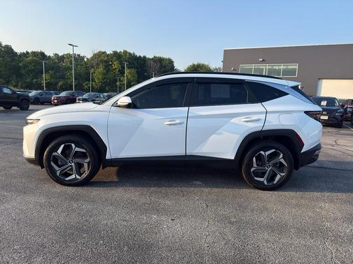 Quartz White 2022 Hyundai TUCSON SEL